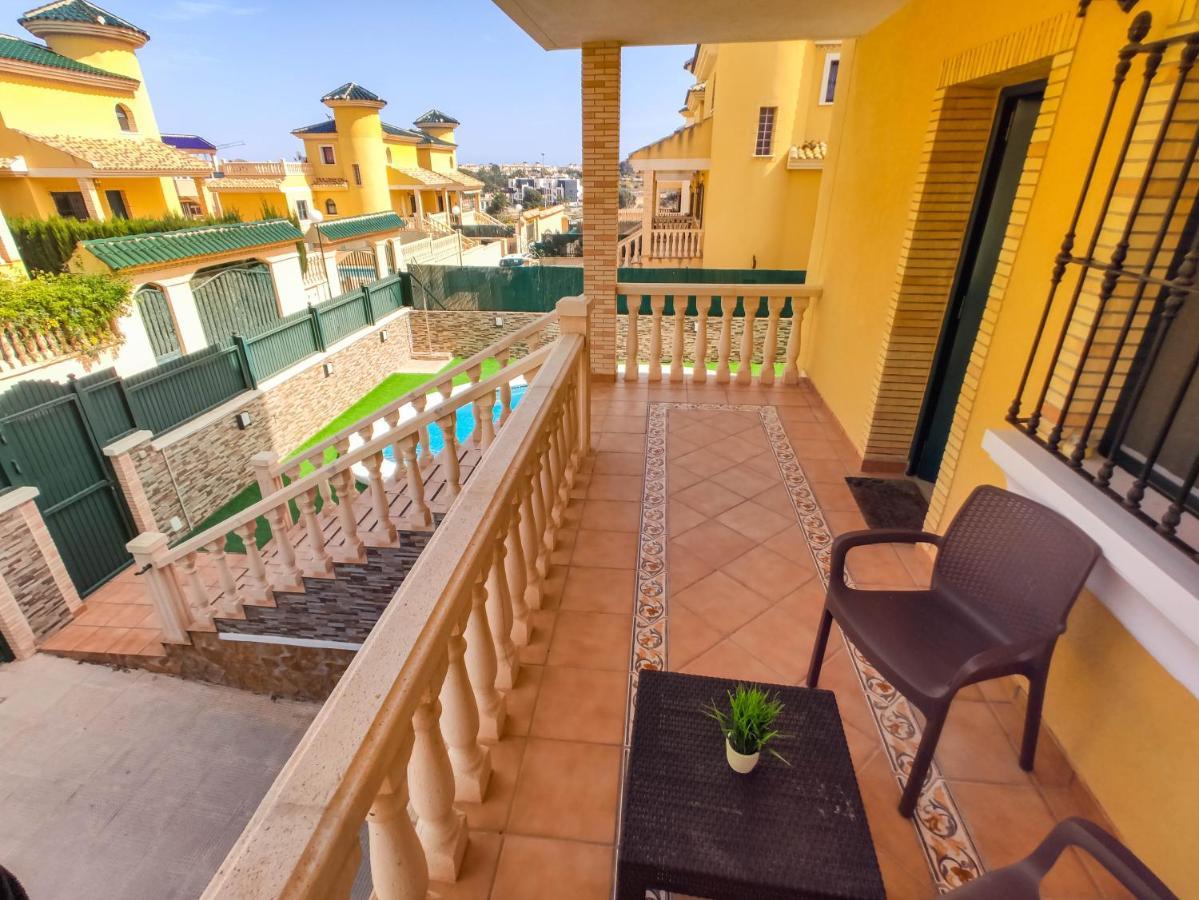 Casa Jasmin Villamartin Resort 奥里韦拉 外观 照片